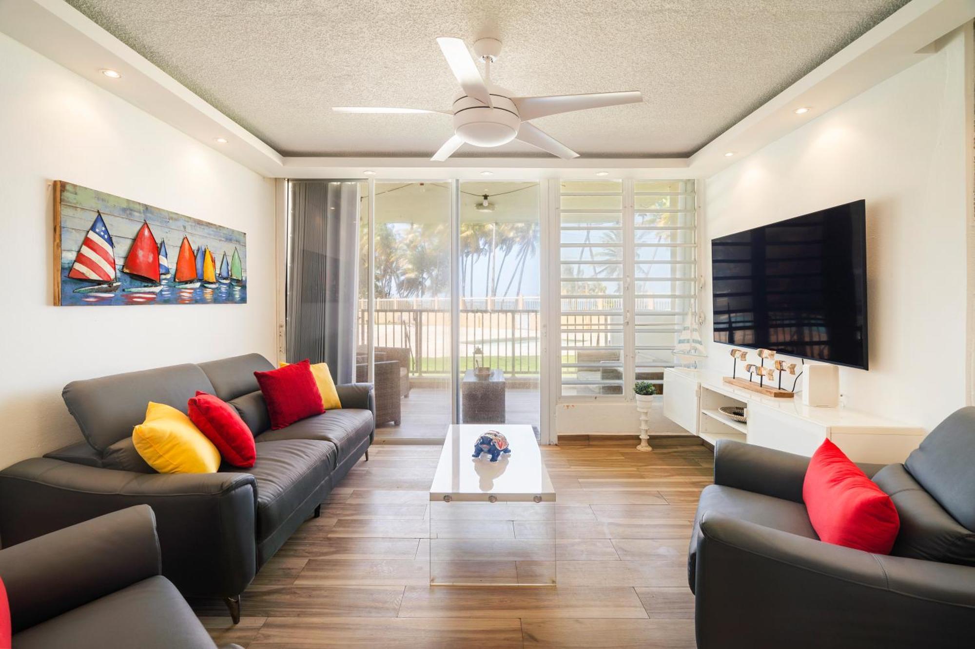 Ocean Blue Beach Apt Luquillo Exterior foto